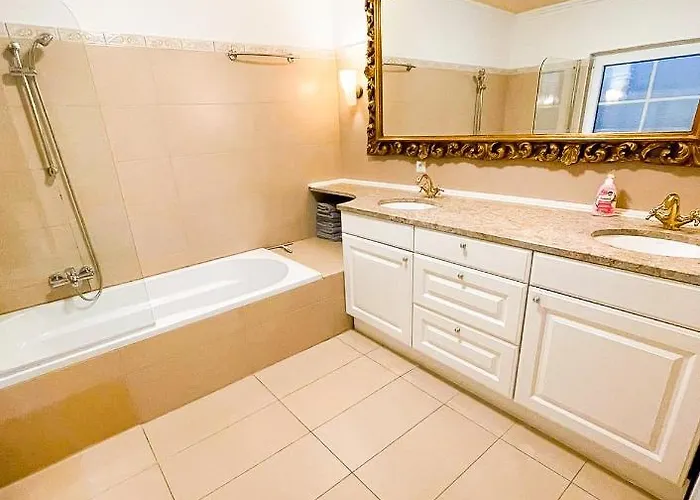 Stylische Mit Charme *